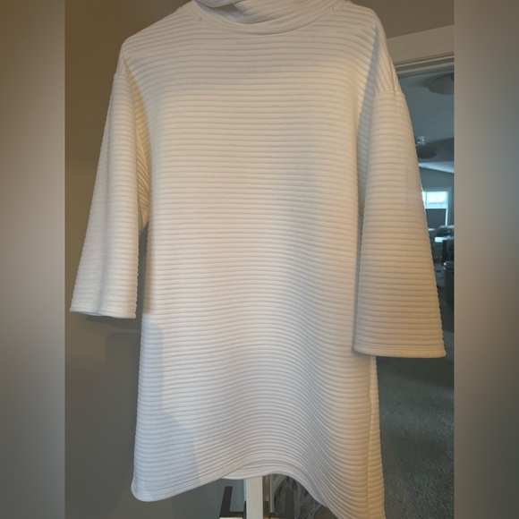 Zara tunic - Picture 1 of 2